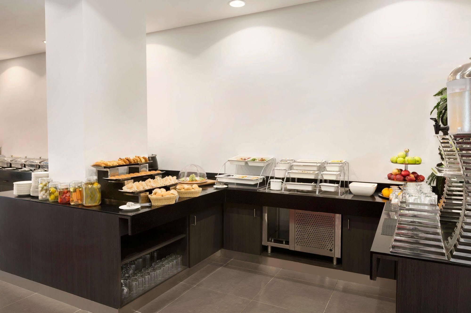 Ramada Encore Al Khobar Olaya Εξωτερικό φωτογραφία
